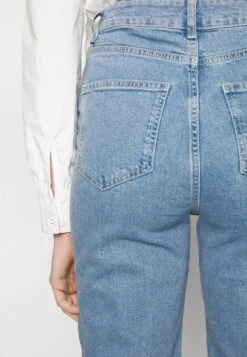 Vaqueros Slim Fit - Light Blue Denim -Anna Field 37f95ccfb0e545469b4c23d0ff019136