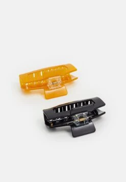 Anna Field -Anna Field 41cf905e7ce8415d809c6bcb062e54ae