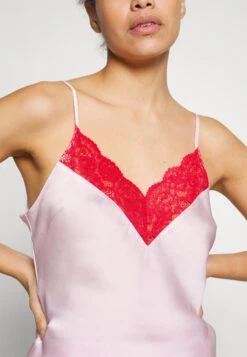 Anna Field 4 Piece Gift Set - Pijama - Red/Pink -Anna Field a33c31bbcfa24c63bd555e33335bf09d