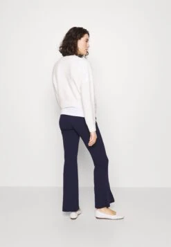 Maternity Business Flare - Pantalones Deportivos - Dark Blue 7 Maternity Business Flare - Pantalones Deportivos - Dark Blue -Anna Field d0f4a3f164d64f16a351c1d1c3872fe2