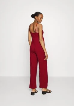 Strappy Drappy Cintered- Mono - Dark Red -Anna Field d7cda58085144bcabd572b4af95a1e81