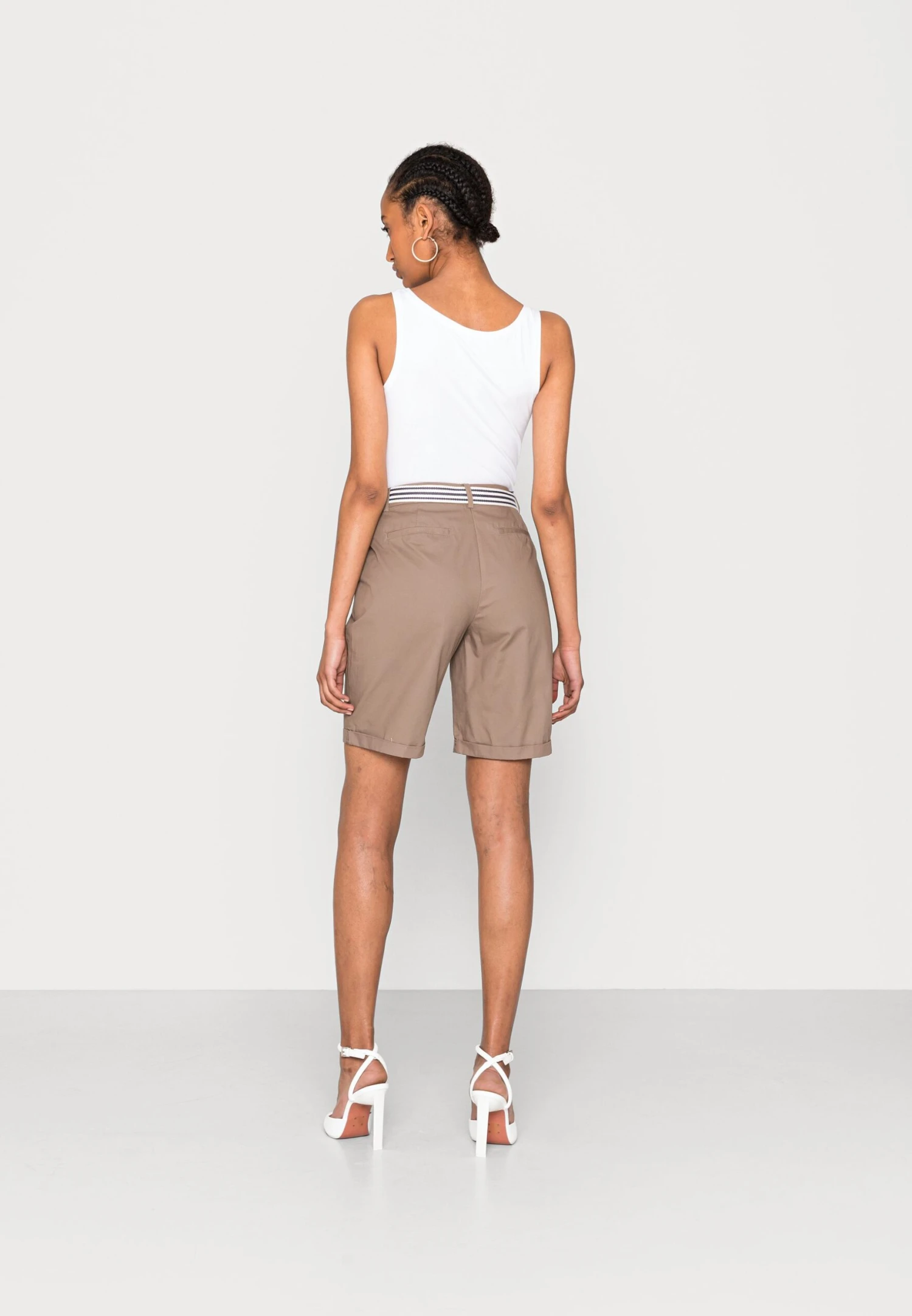 Anna Field Shorts - Taupe 3 Anna Field Shorts - Taupe - Imagen 3