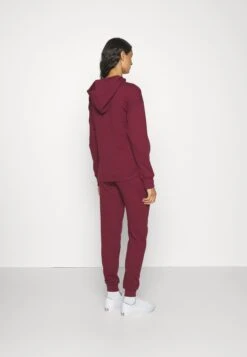 Set - Jersey Con Capucha - Dark Red 9 Set - Jersey Con Capucha - Dark Red -Anna Field e64365e1251f4031bea6606d72b68c13