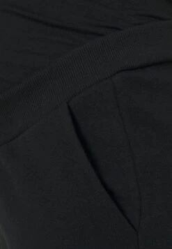 2 Pack - Regular Fit Joggers - Overbump - Pantalones Deportivos - Black/Black -Anna Field eadd325dfba64526b0f70ecfd06c8ee7